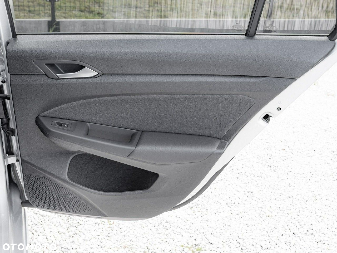 Volkswagen Golf VIII 2.0 TDI Life - 27