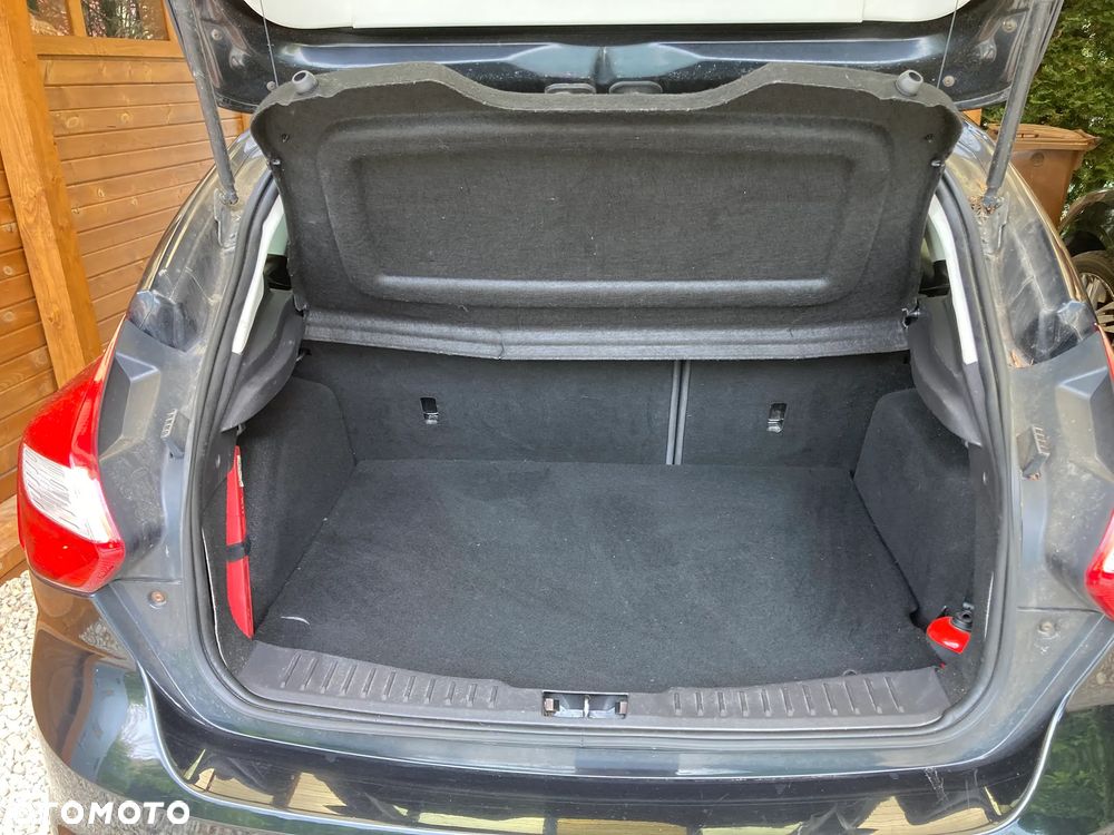 Ford Focus 1.6 Trend - 15