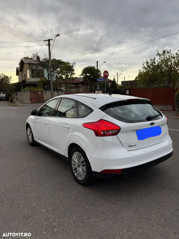 Ford Focus - 3