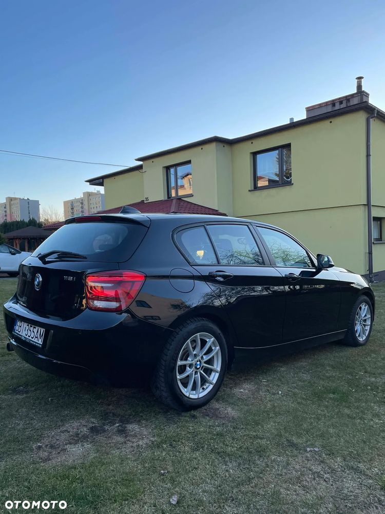 BMW Seria 1 116i - 11