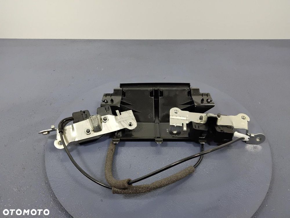 VOLVO S60 II ZAMKI SKŁADANIA OPARCIA KANAPY - 1