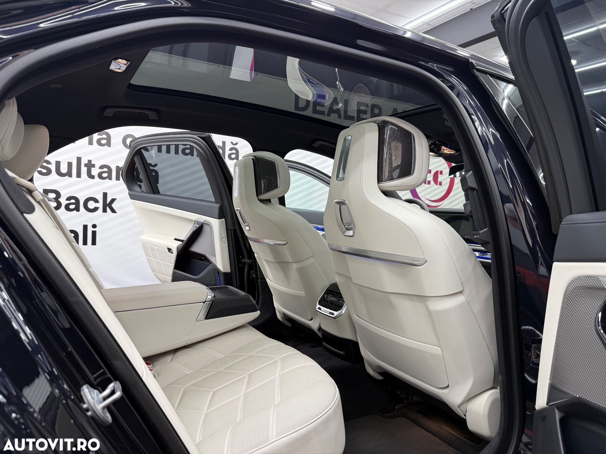 BMW Seria 7 740d xDrive MHEV - 9