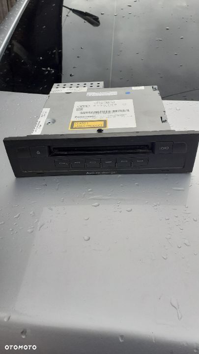 Zmieniarka płyt Audi Q7 4L0 910 110 B