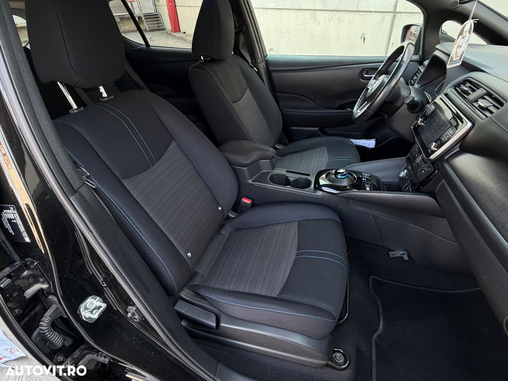 Nissan LEAF 40 kWh N-Connecta - 4