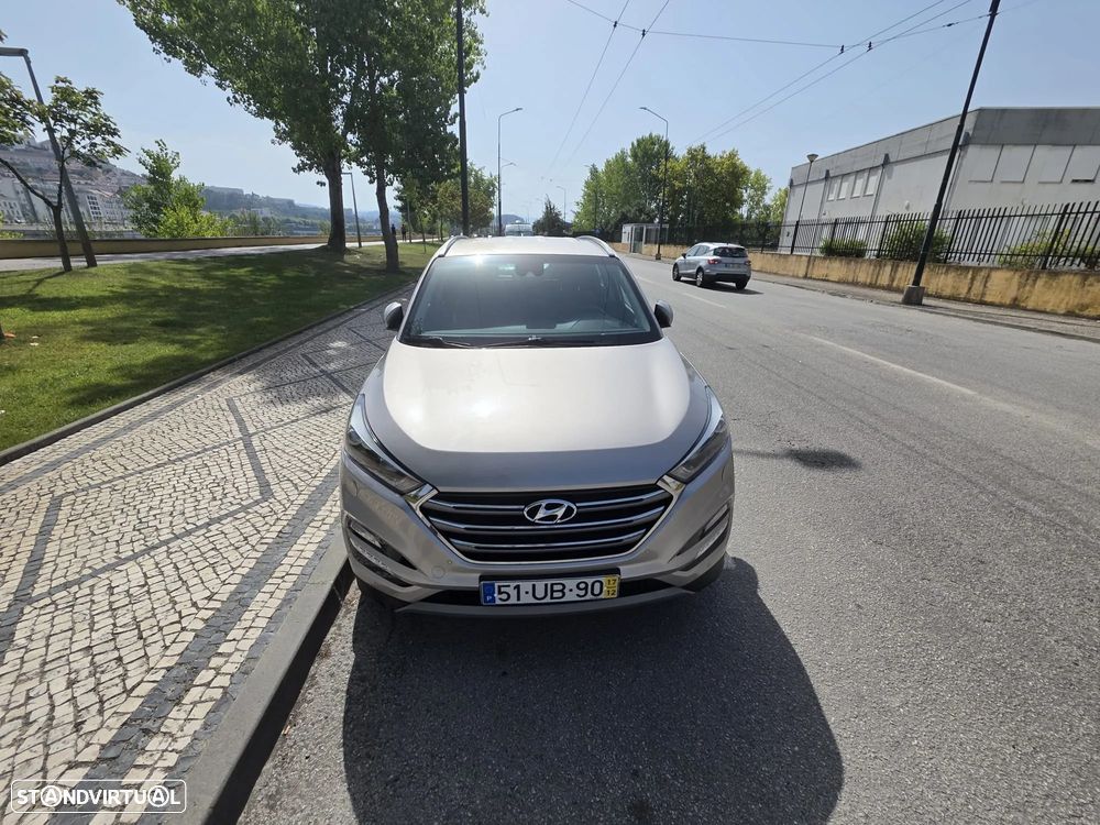 Hyundai Tucson - 1