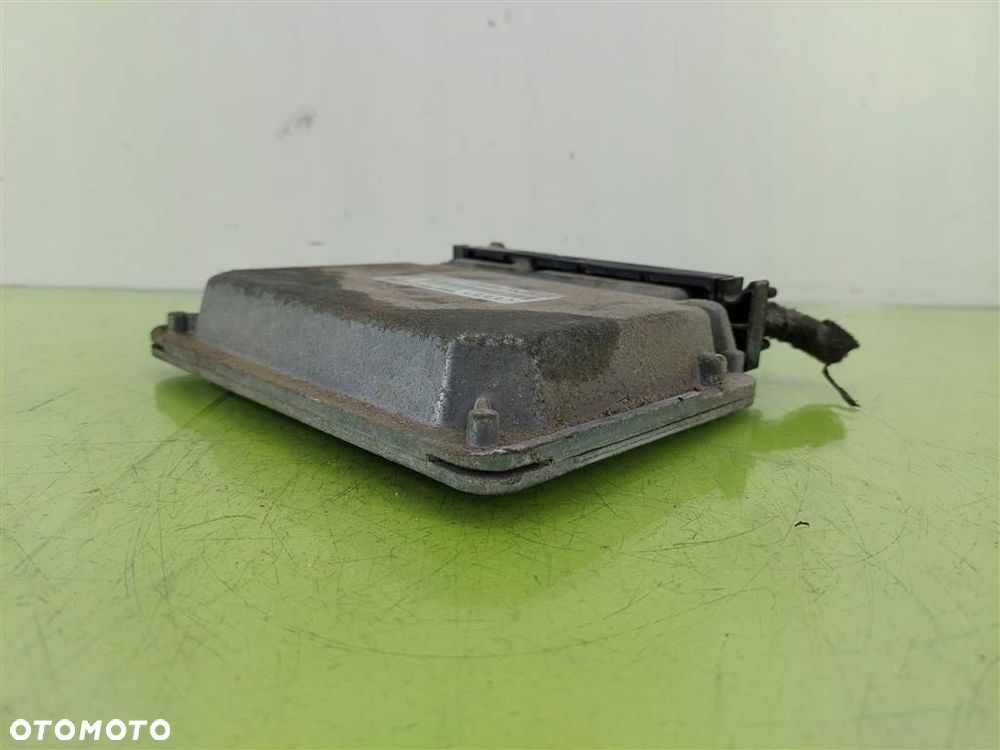 Komputer sterownik silnika Audi A3 8L 1,6 B 96-03 R 06A906019AM 5WP438004 - 2