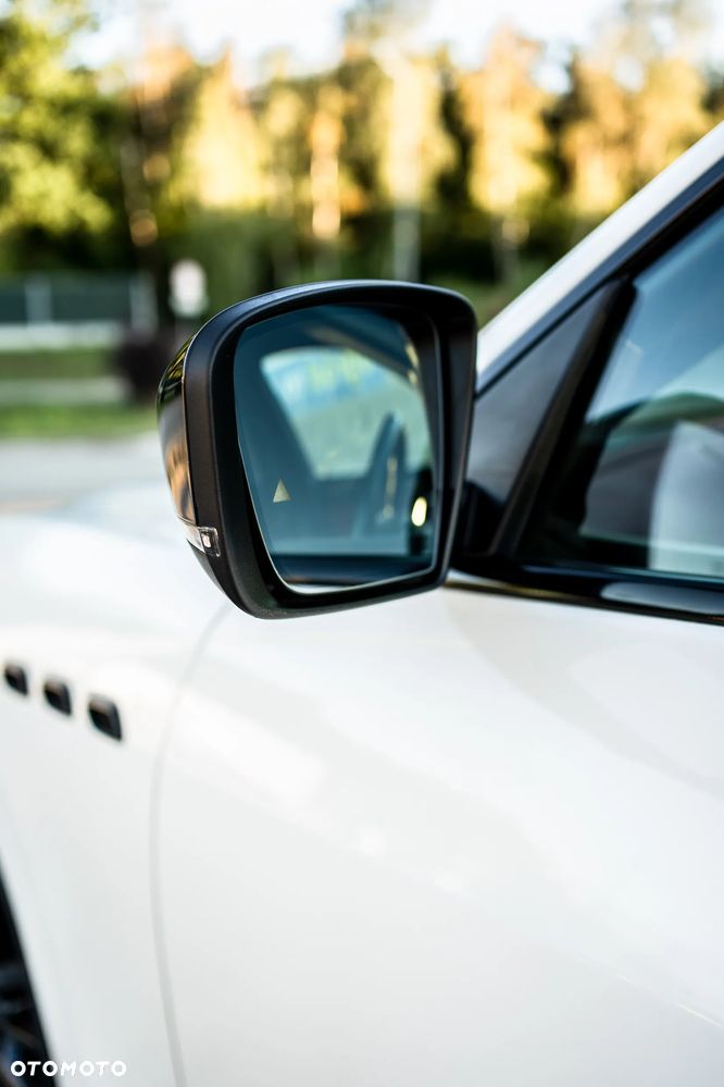 Maserati Levante - 15