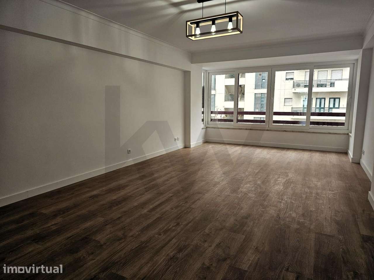 T3 remodelado nas Laranjeiras – Conforto, Luz e Garagem no Coração de - Grande imagem: 2/21