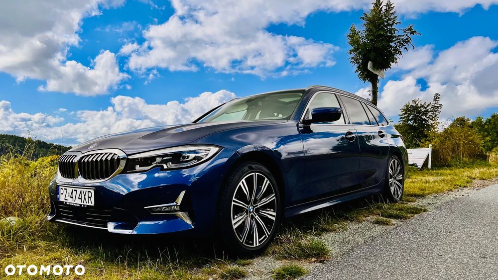 BMW Seria 3 320d xDrive Luxury Line sport - 9