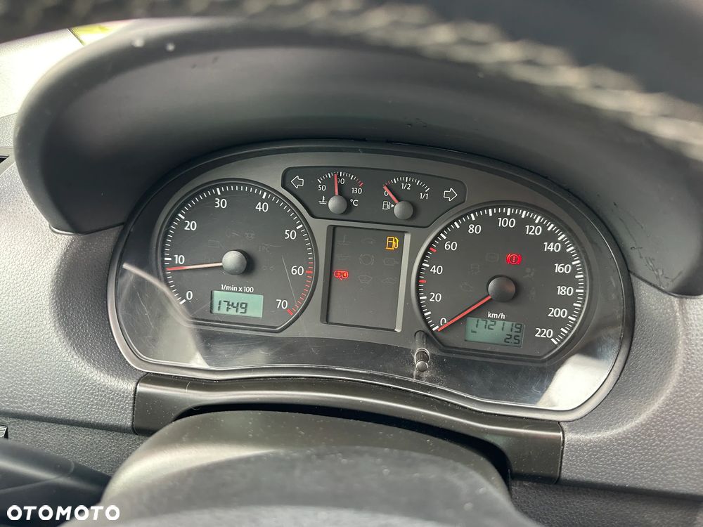 Volkswagen Polo 1.4 Comfortline - 19
