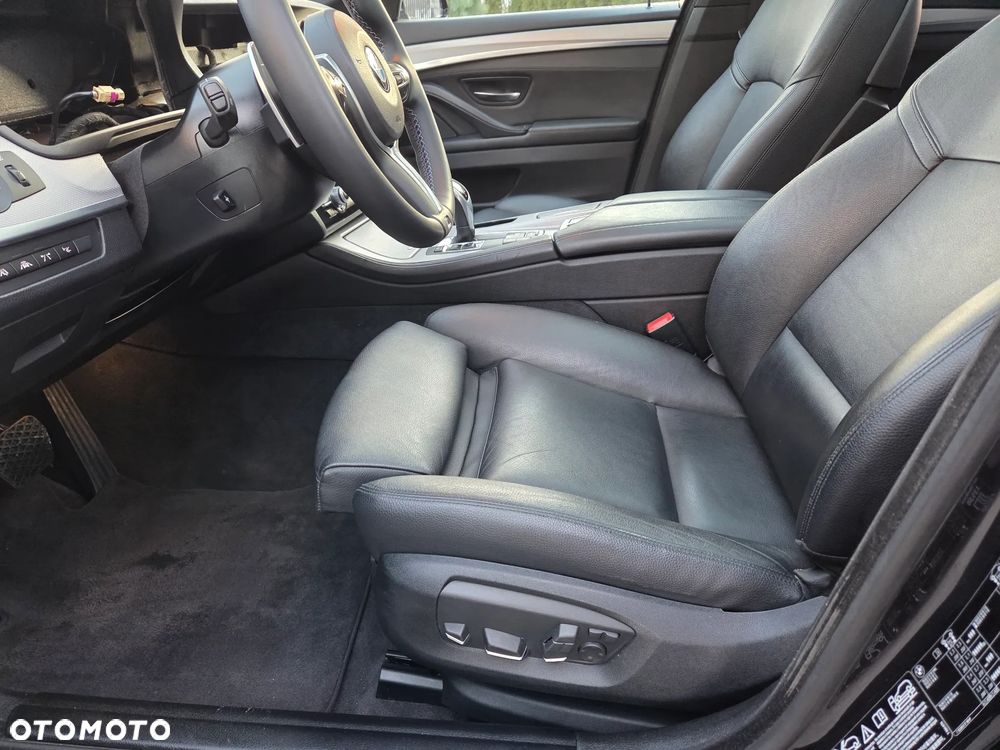 BMW Seria 5 530d xDrive Luxury Line - 20