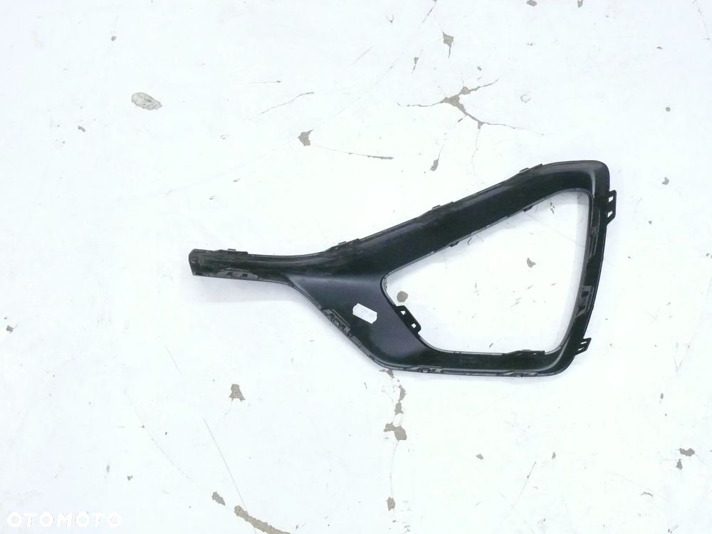 AUDI Q2 LIFT TYŁNY ZDERZAK KRATKA PRAWA - 2