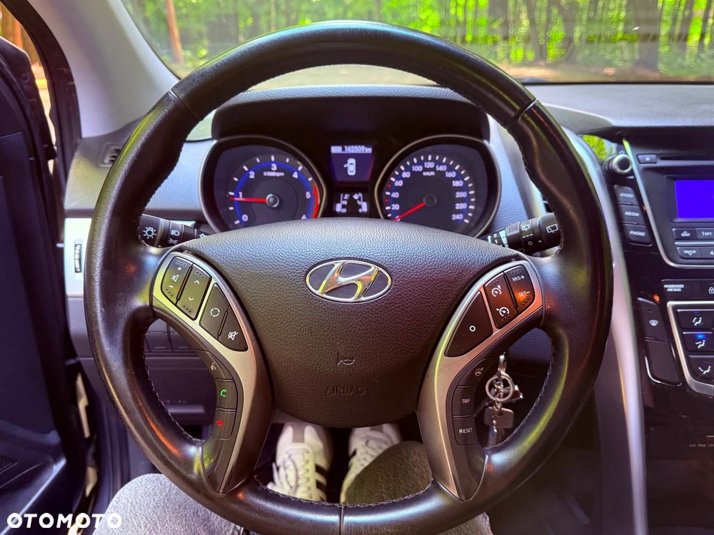 Hyundai i30 1.6 CRDi Classic - 11