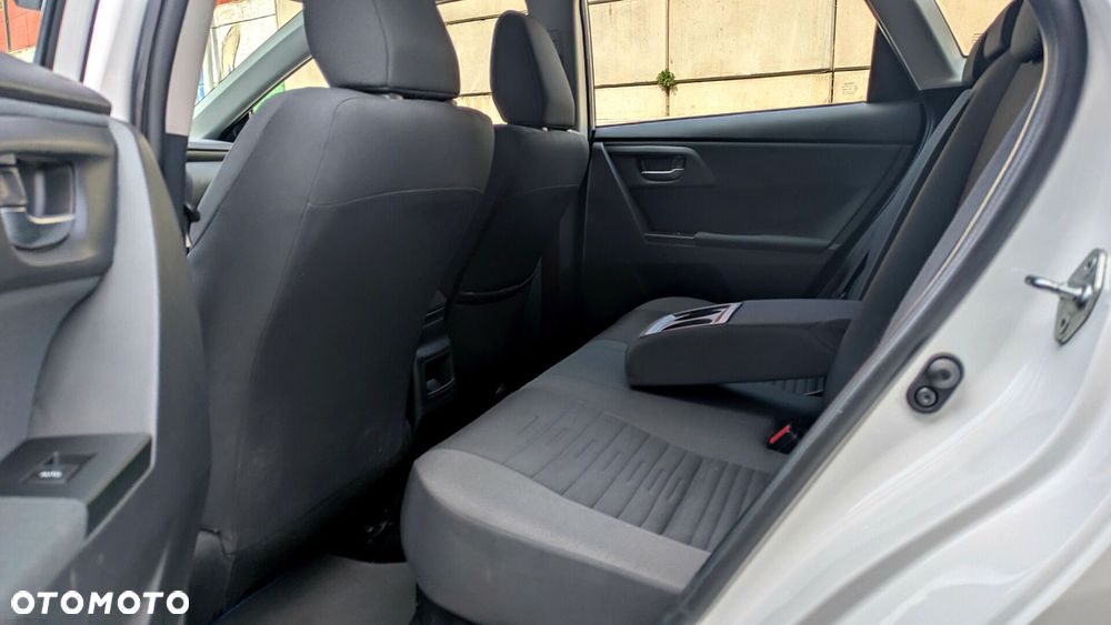 Toyota Auris - 8