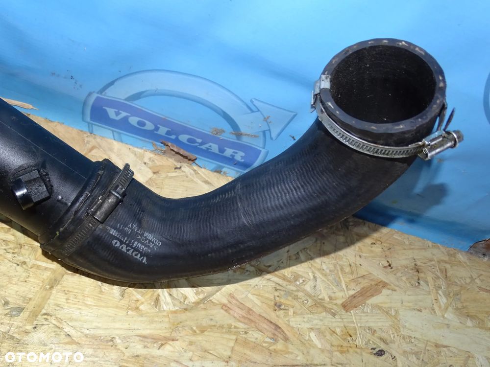 PRZEWÓD POWIETRZA VOLVO V70,XC70,V60,S60 3.0 T6 - 4