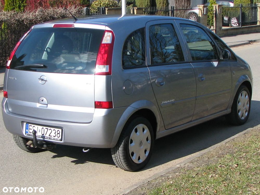 Opel Meriva 1.6 16V (Essentia) - 5