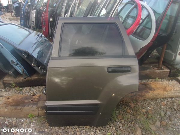 GRAND CHEROKEE WK WH 05-10 TYŁ LEWY DRZWI