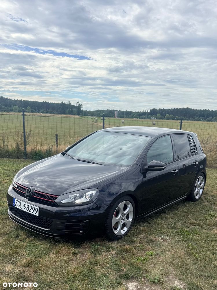 Volkswagen Golf - 3
