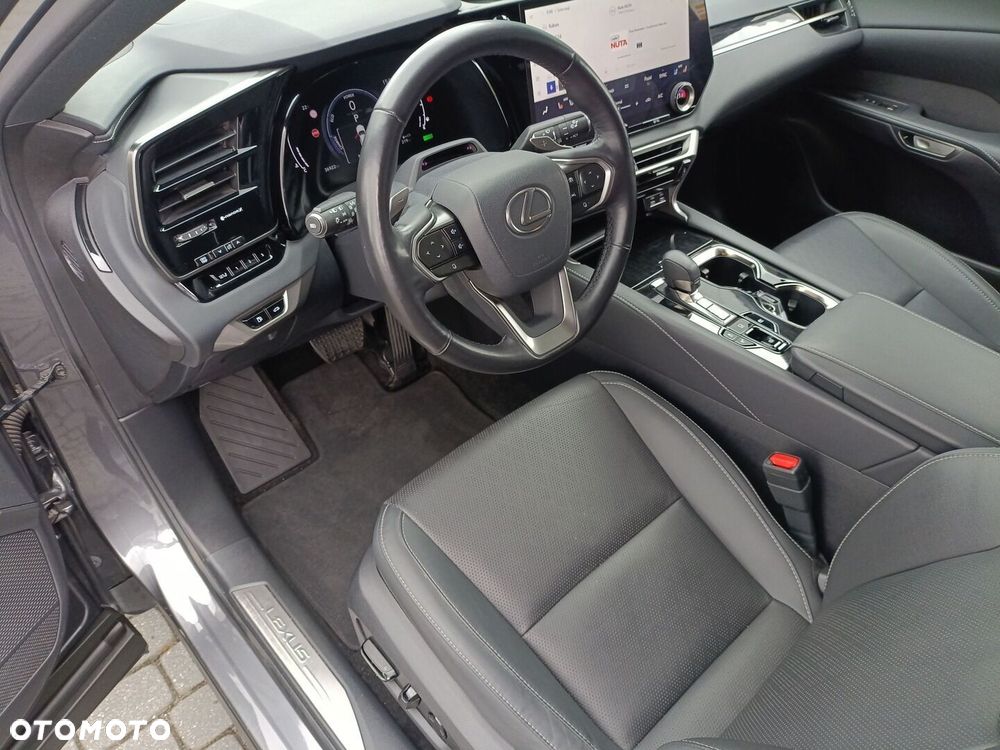 Lexus RX - 23