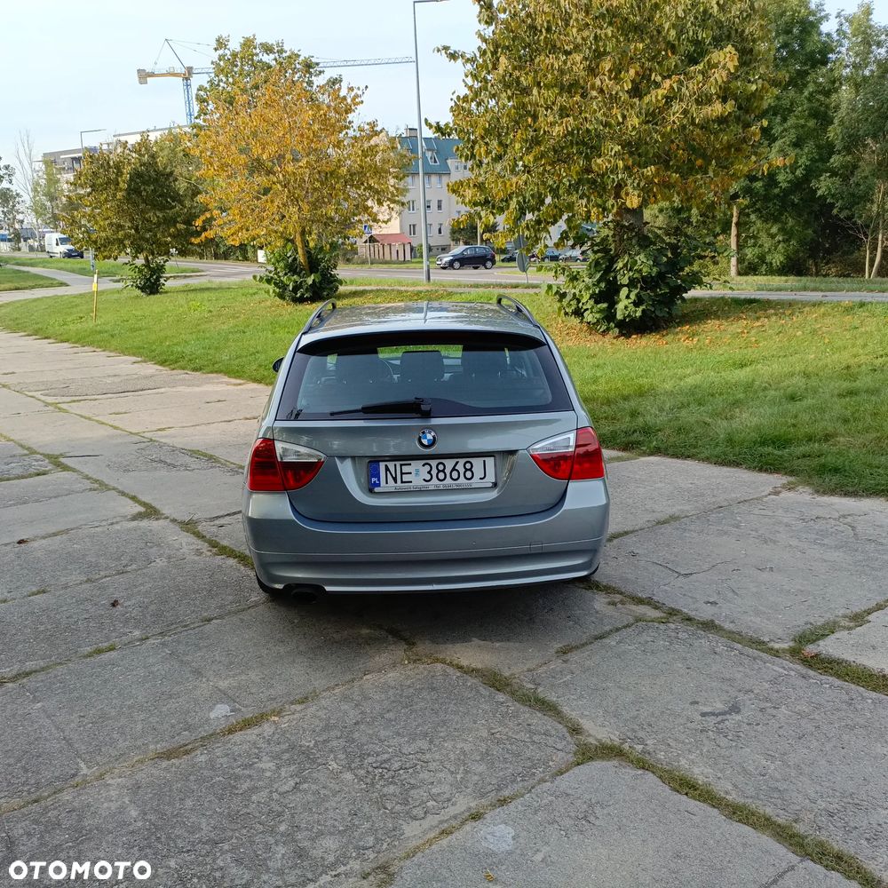 BMW Seria 3 318i Edition Lifestyle - 3