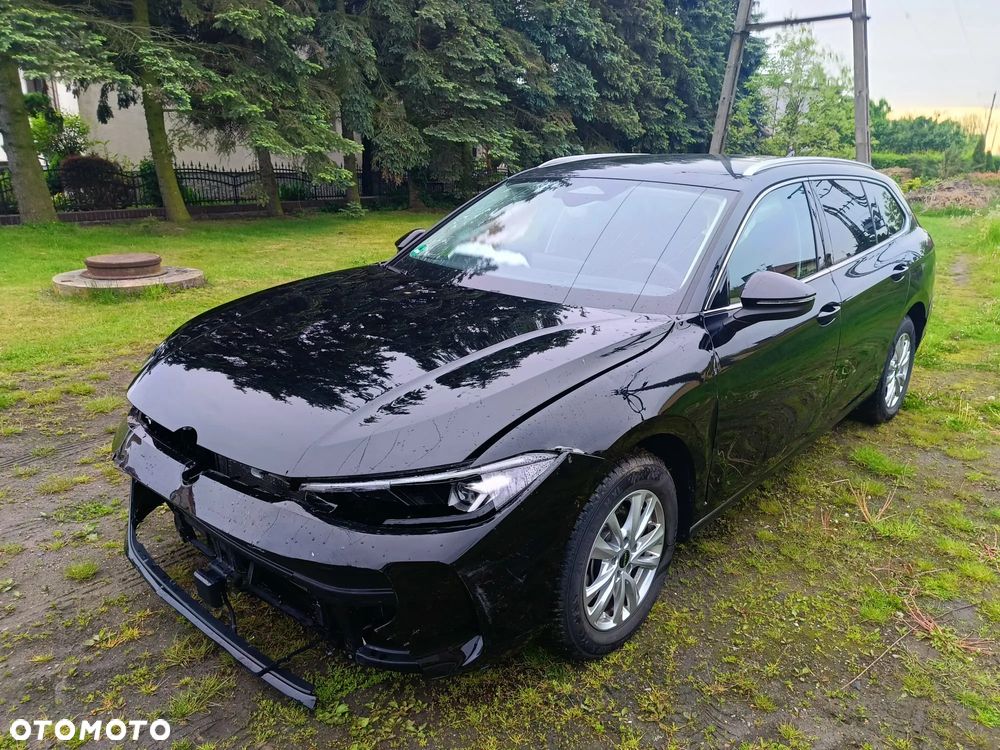 Volkswagen Passat 2.0 TDI SCR DSG - 5