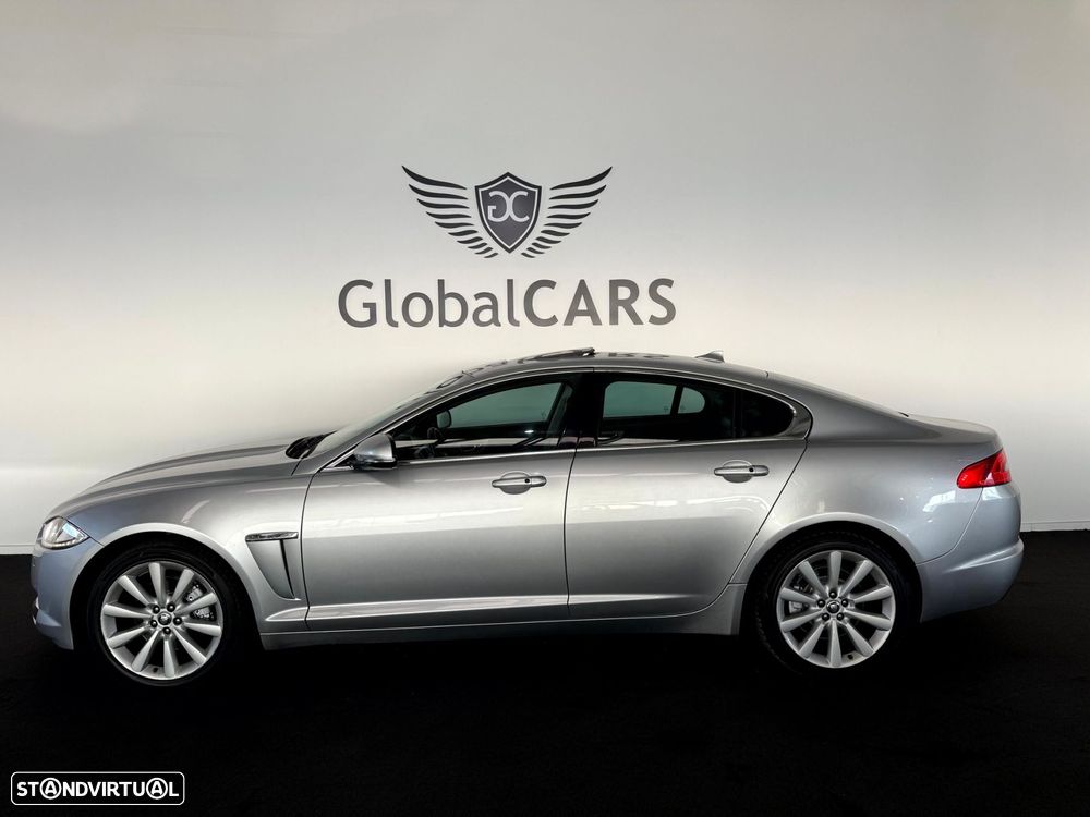 Jaguar XF 2.2 D Premium Luxury - 8