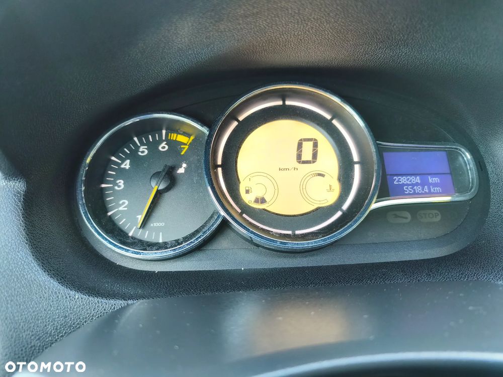 Renault Megane 1.6 16V Expression - 14