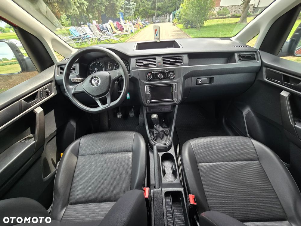 Volkswagen Caddy - 10