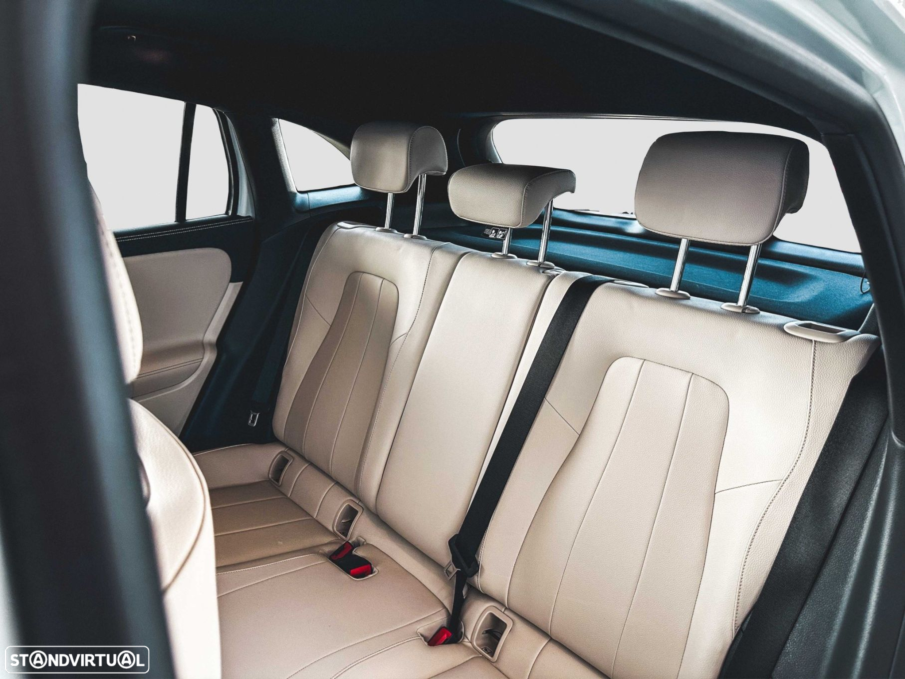 Mercedes-Benz GLA 250 e 8G-DCT Progressive - 10