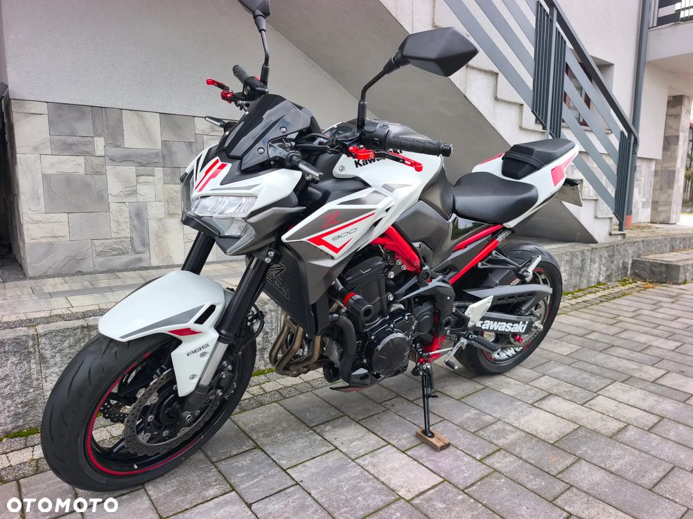 Kawasaki Z 900 - 17