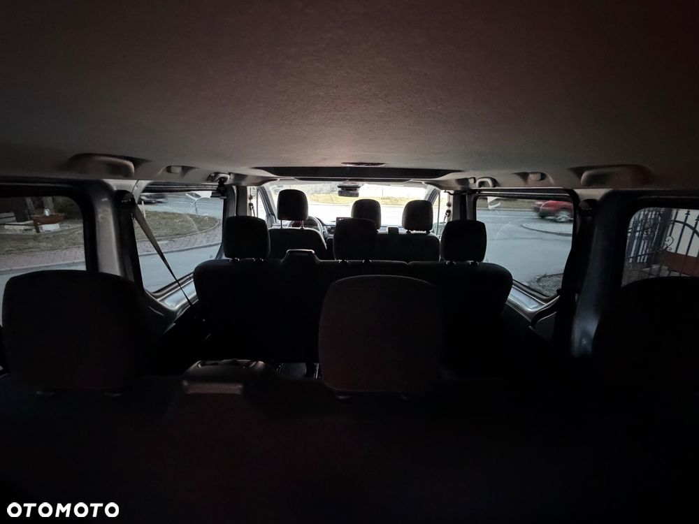 Renault Trafic - 16