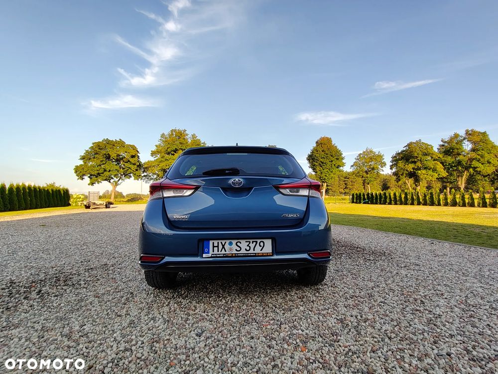 Toyota Auris 1.33 Dual-VVT-i - 20