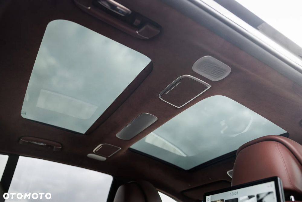 Genesis G90 3.5T V6 AT8 SWB Luxury Plus - 38
