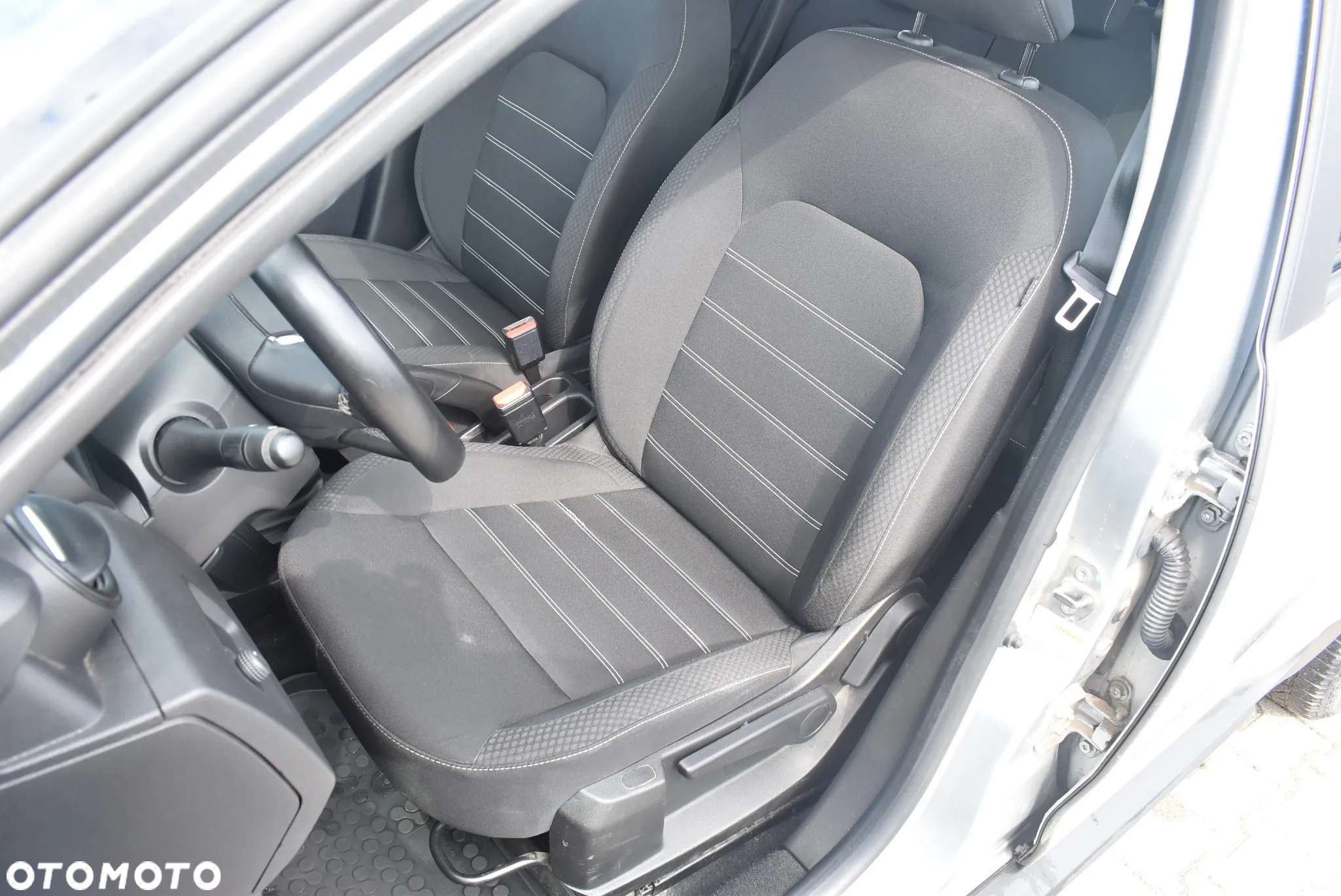 Dacia Duster 1.5 Blue dCi Comfort 4WD - 11