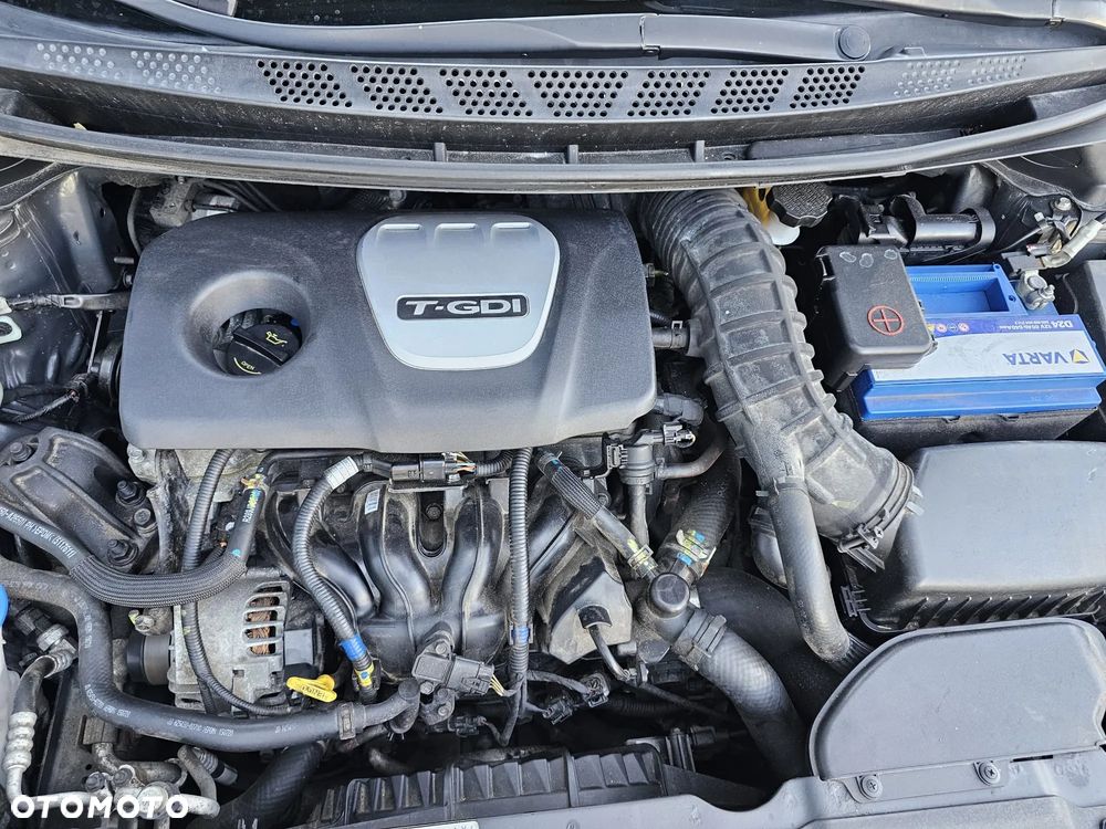 Kia Ceed 1.6 T-GDI GT - 28