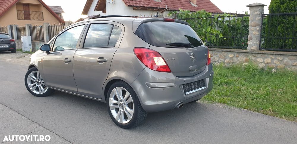 Opel Corsa 1.4 16V ecoFLEX Start-Stop 150 Jahre - 3