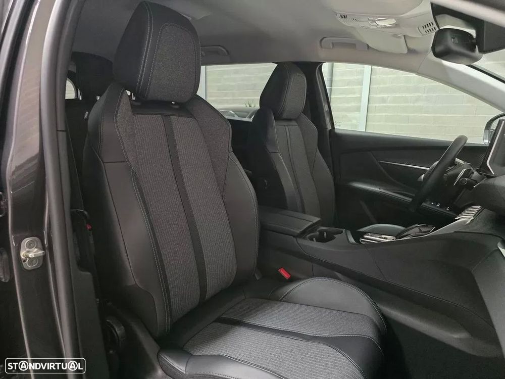 Peugeot 5008 1.2 PureTech Allure EAT8 - 10