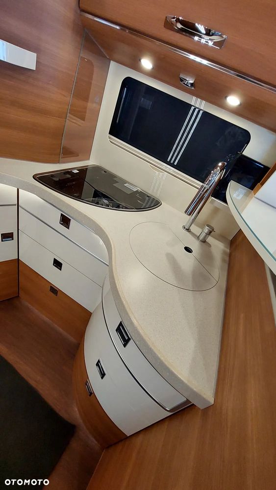 Carthago C-line 4.9 LE L - 12