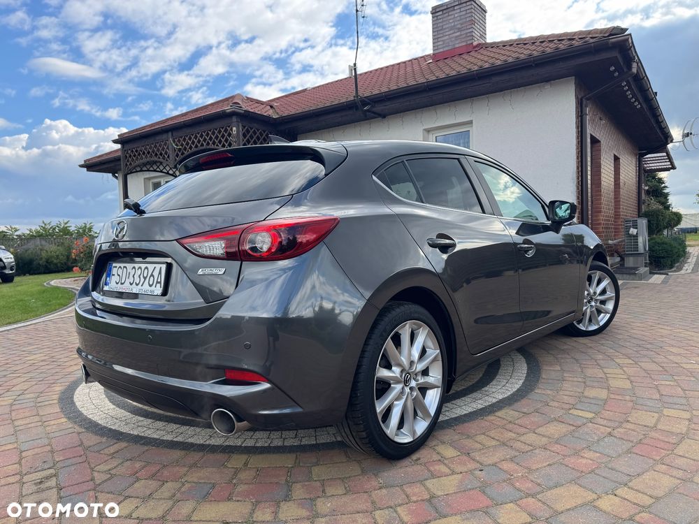Mazda 3 - 8