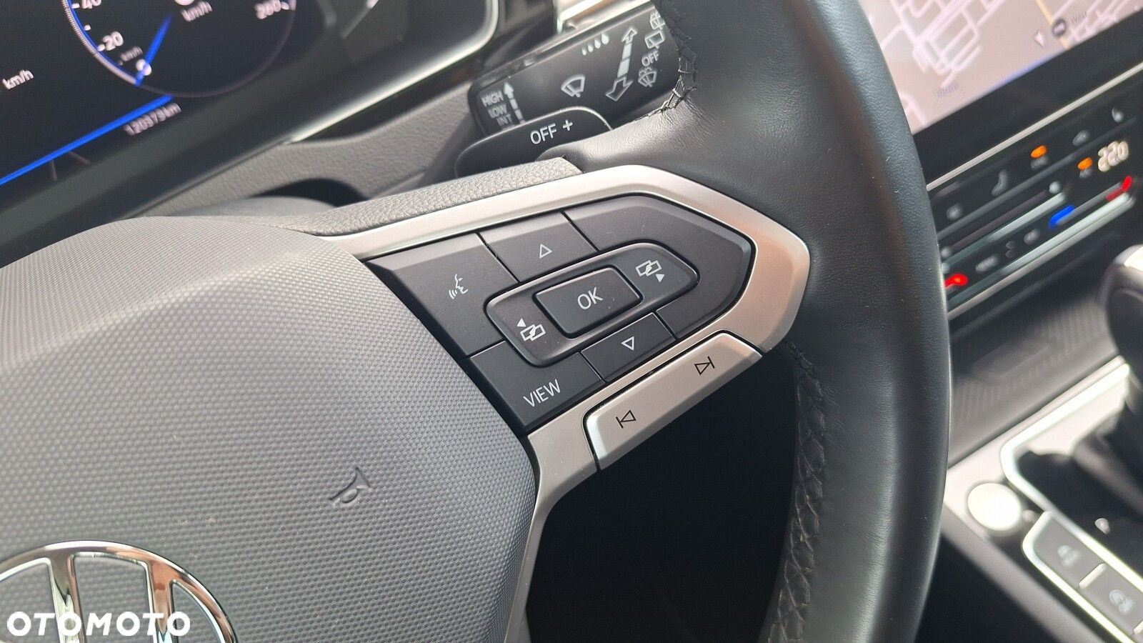 Volkswagen Passat 2.0 TDI EVO Elegance DSG - 19