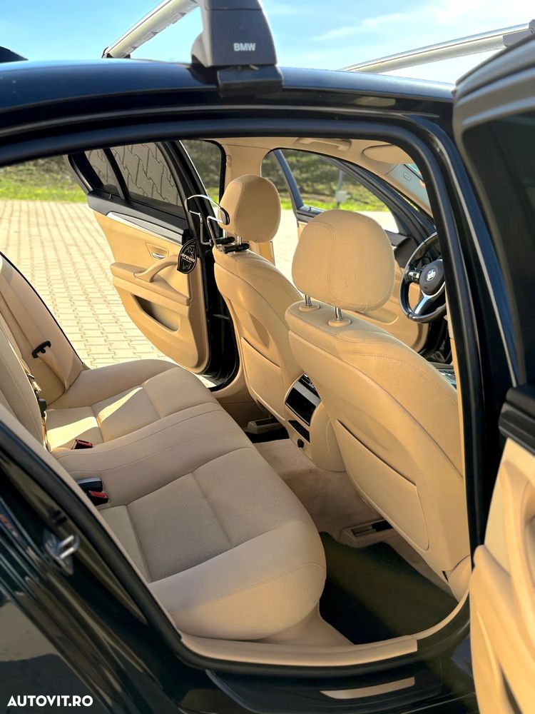BMW Seria 5 525d Aut. Luxury Line - 18