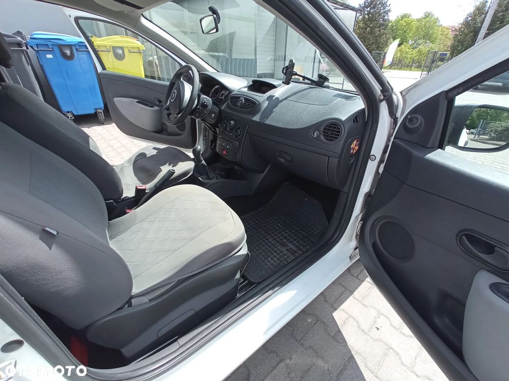Renault Clio - 5