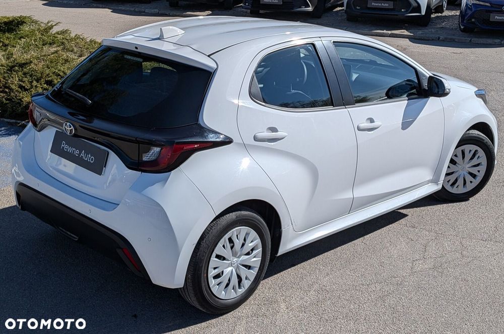 Toyota Yaris - 18