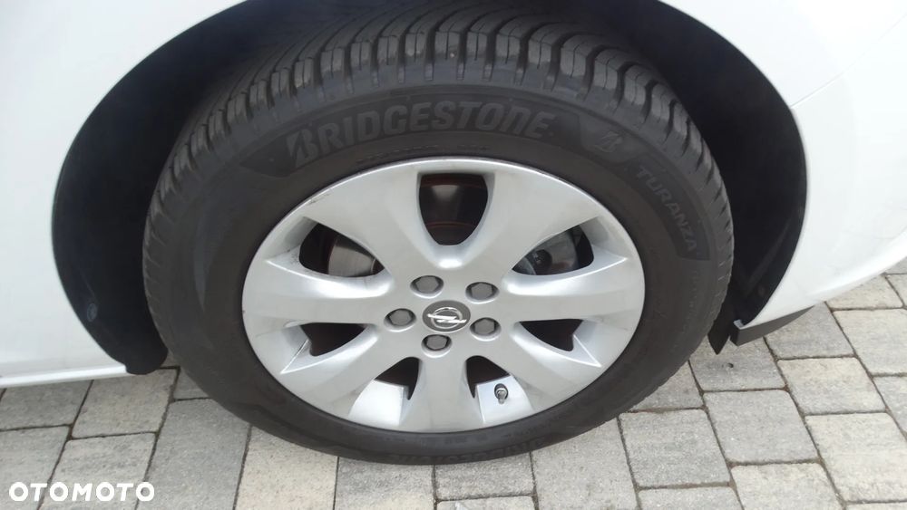 Opel Astra 1.4 Turbo Exklusiv - 5