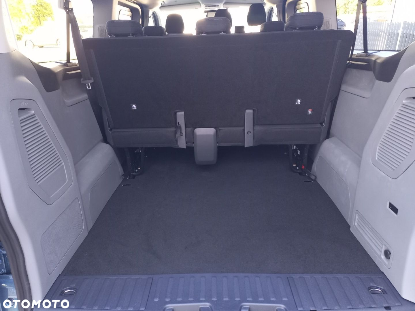 Ford Transit Custom - 13