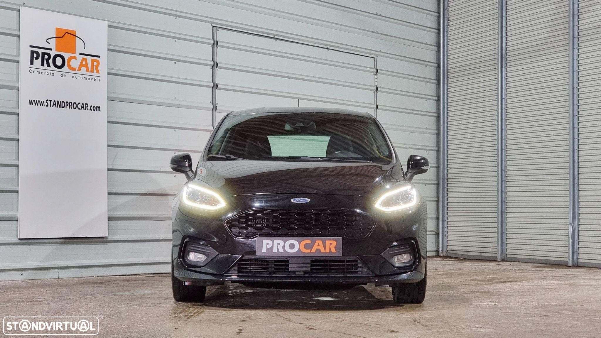 Ford Fiesta 1.0 EcoBoost ST-Line - 32