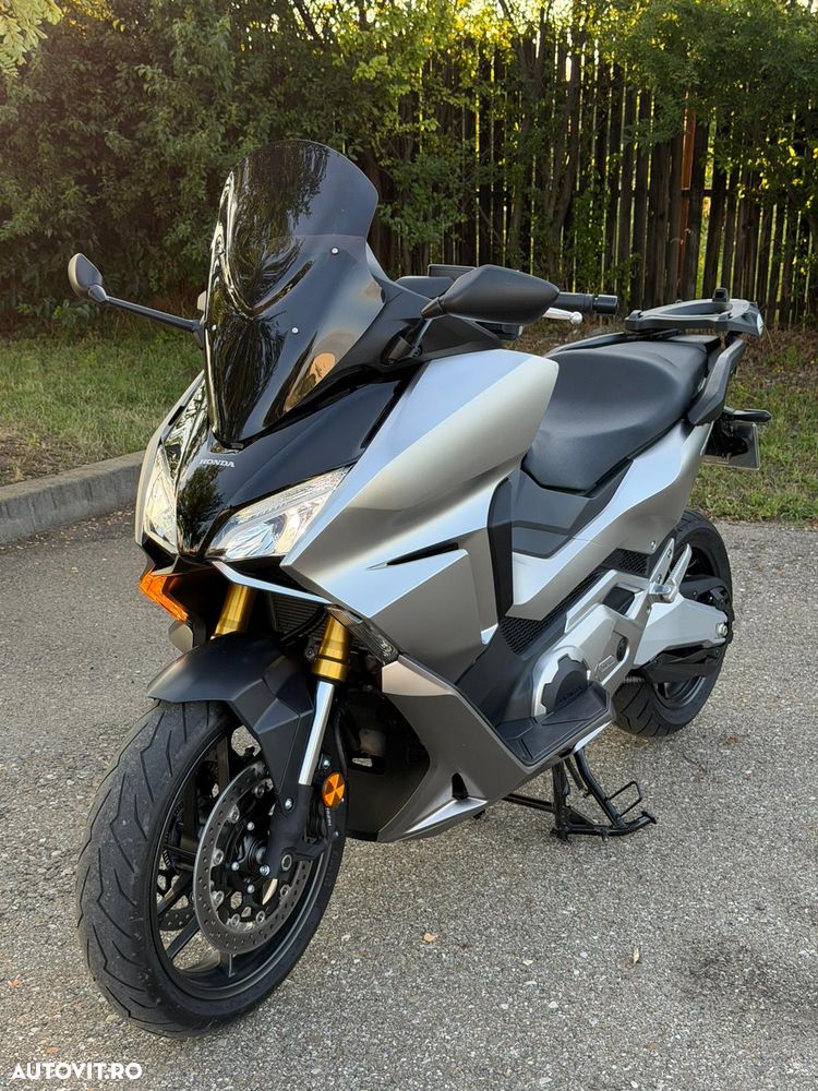 Honda Forza 750 - 2