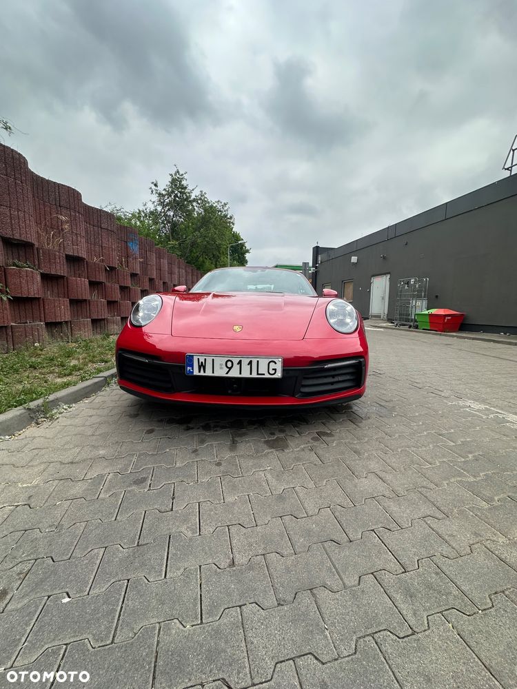 Porsche 911 Carrera 4S - 8