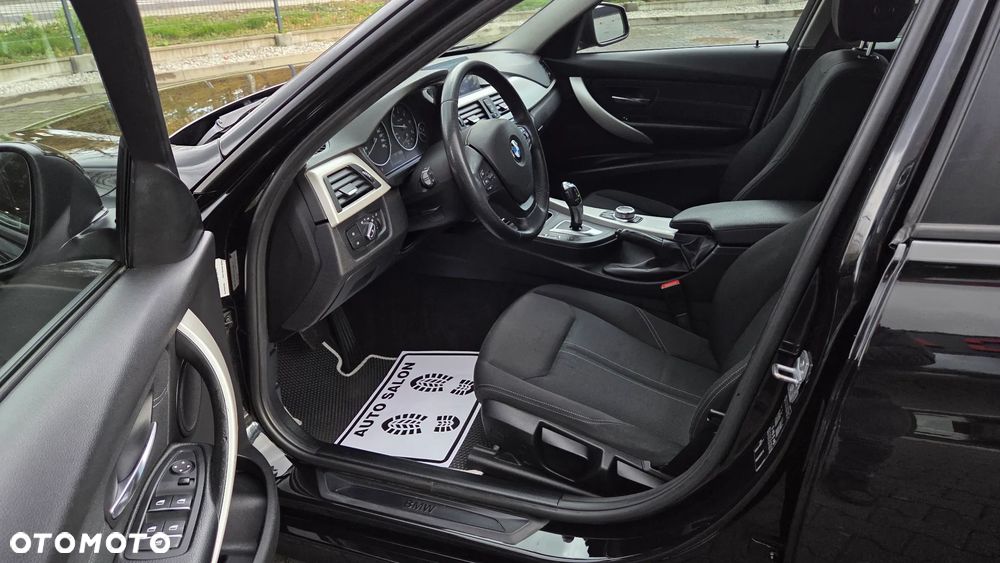 BMW Seria 3 318d Sport Line - 17