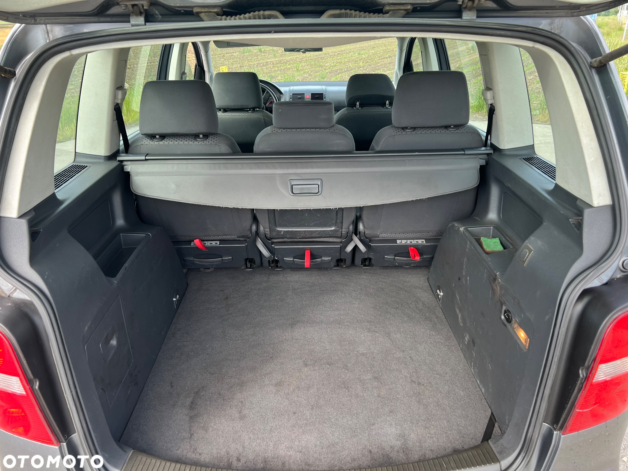 Volkswagen Touran 1.9 TDI - 6
